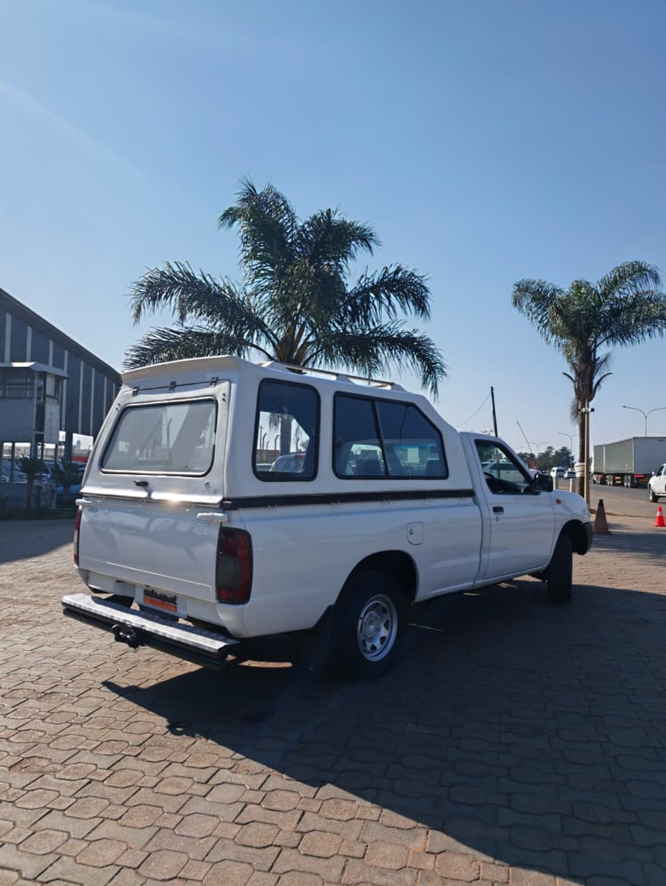 2013 Nissan Hardbody 2.5D