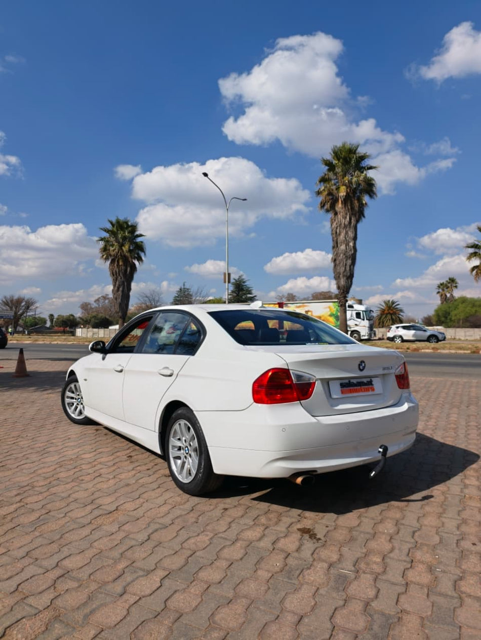 2007 BMW E90 320i Automatic