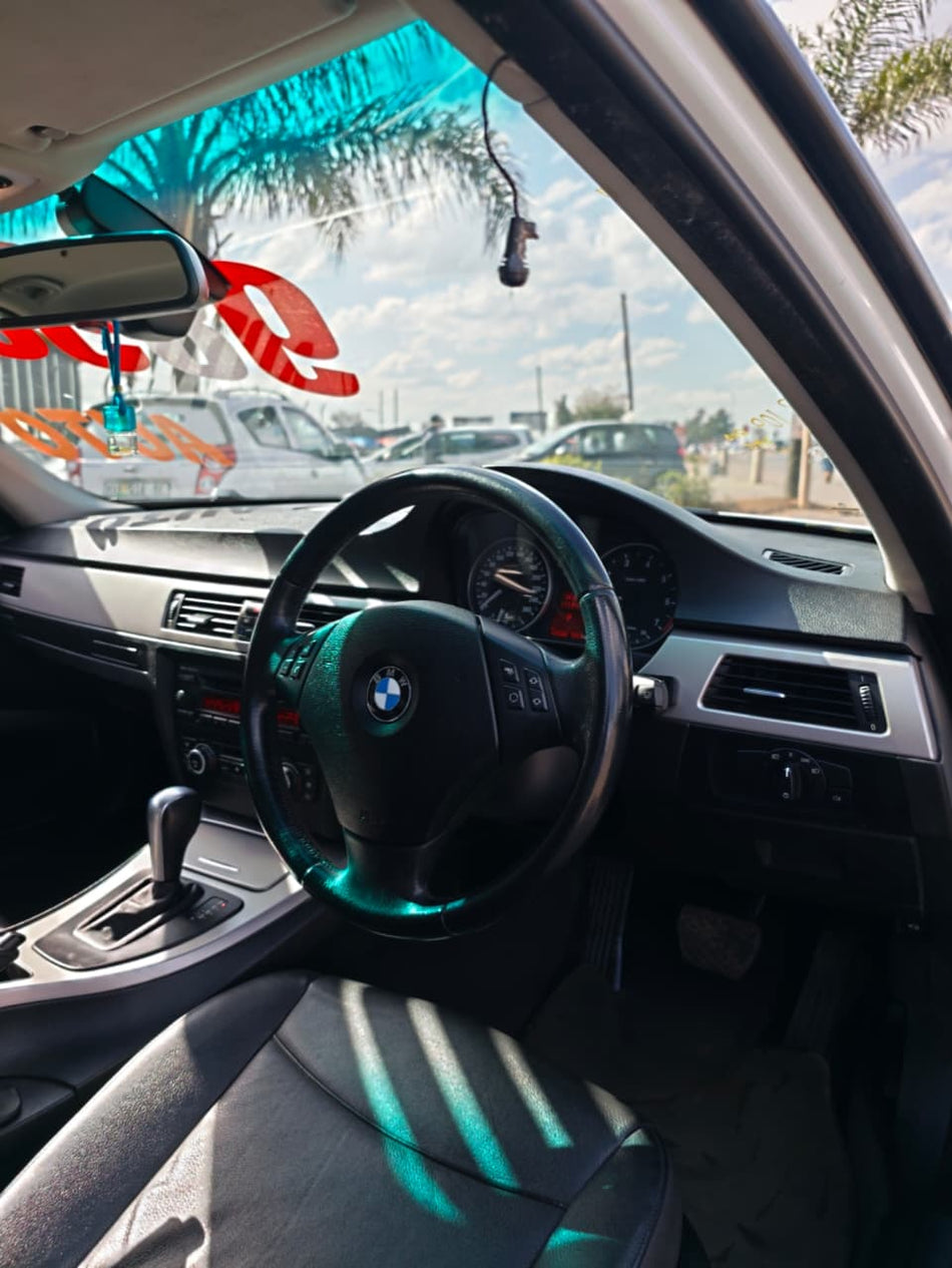 2007 BMW E90 320i Automatic