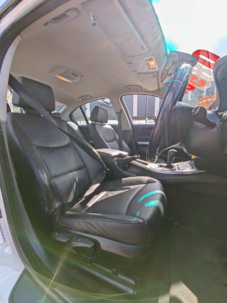2007 BMW E90 320i Automatic