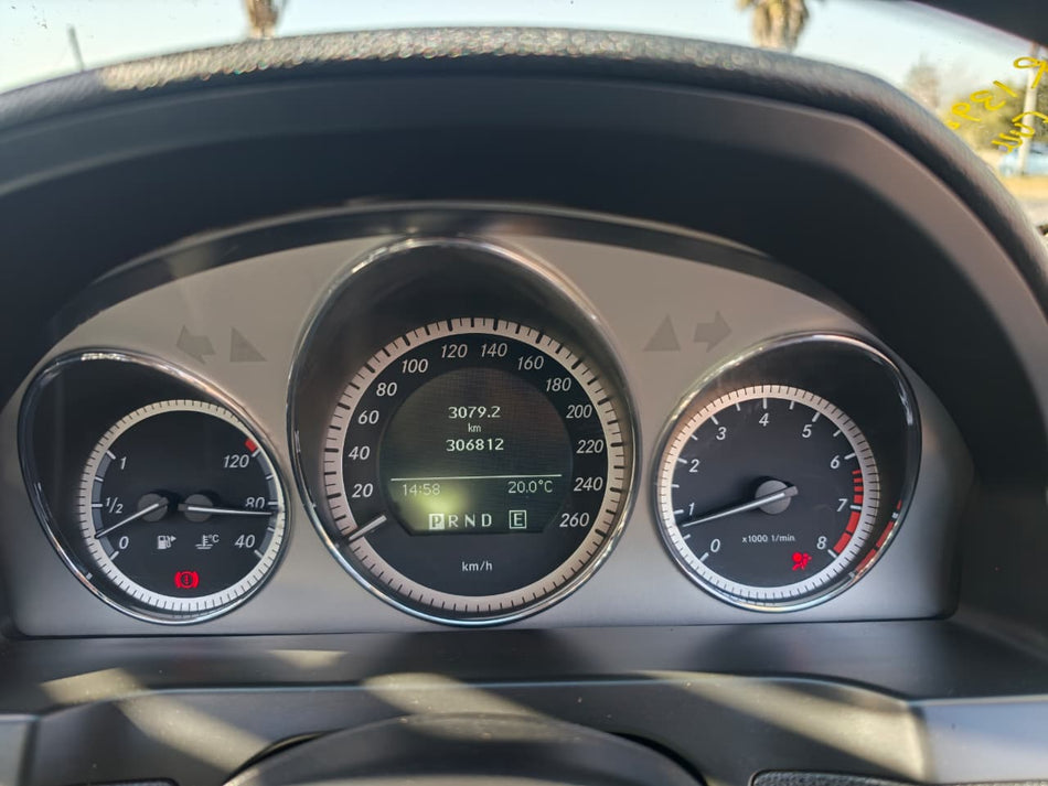 Mercedes-Benz C180 CGI Automatic