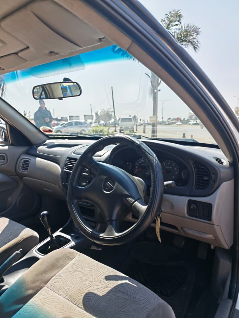 Nissan Almera 1.6