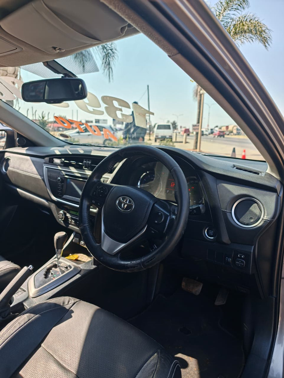 2015 Toyota Auris 1.6 Automatic