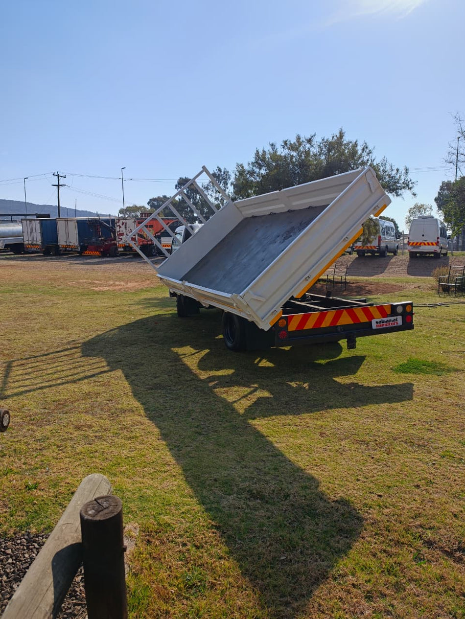 2011 Hino 300 714 Side Tipper Dropside