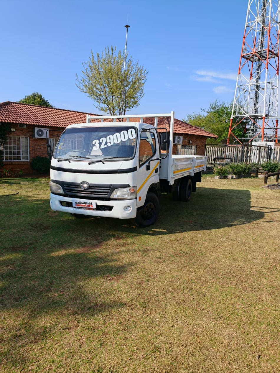 2011 Hino 300 714 Side Tipper Dropside