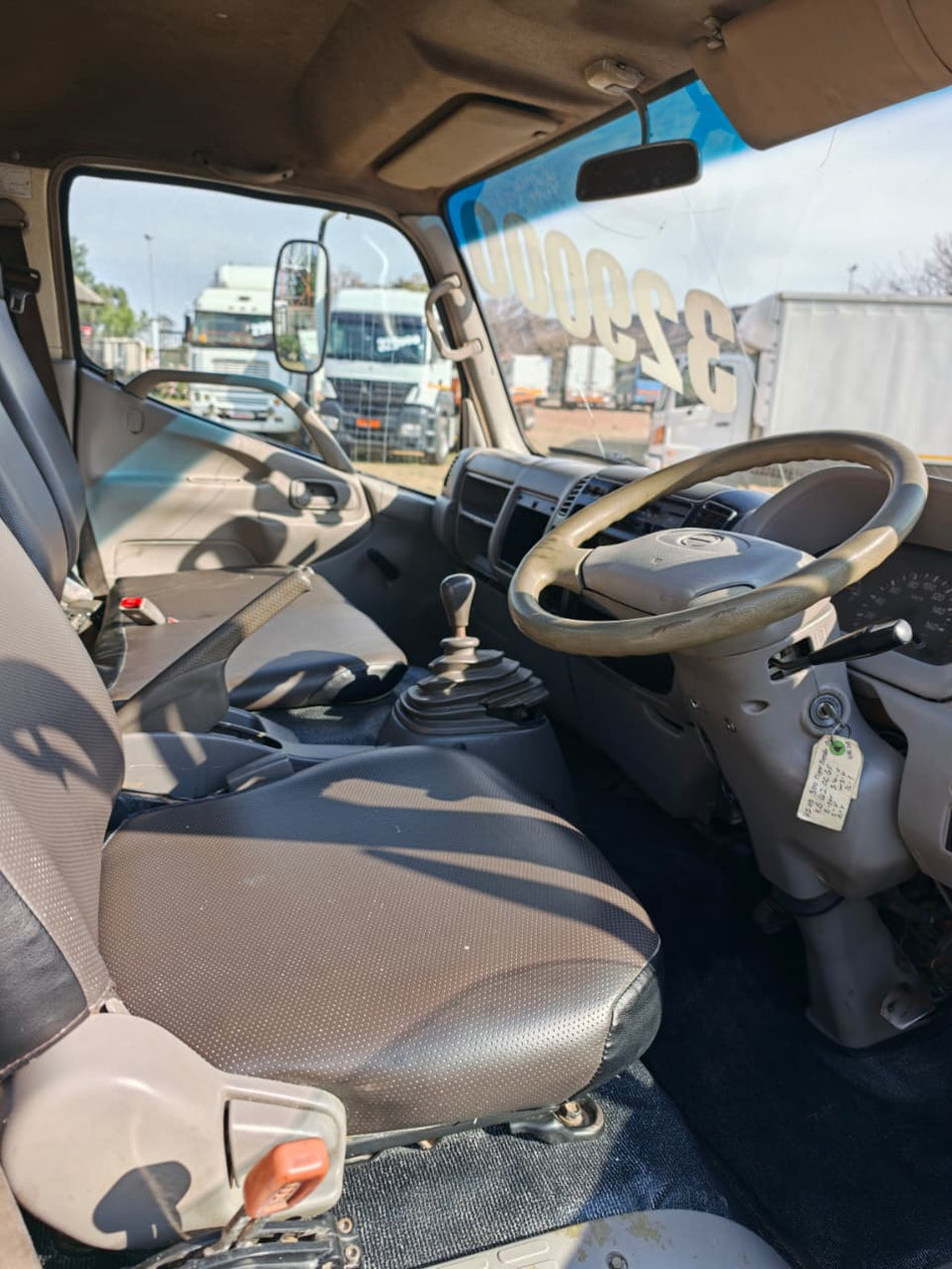 2011 Hino 300 714 Side Tipper Dropside