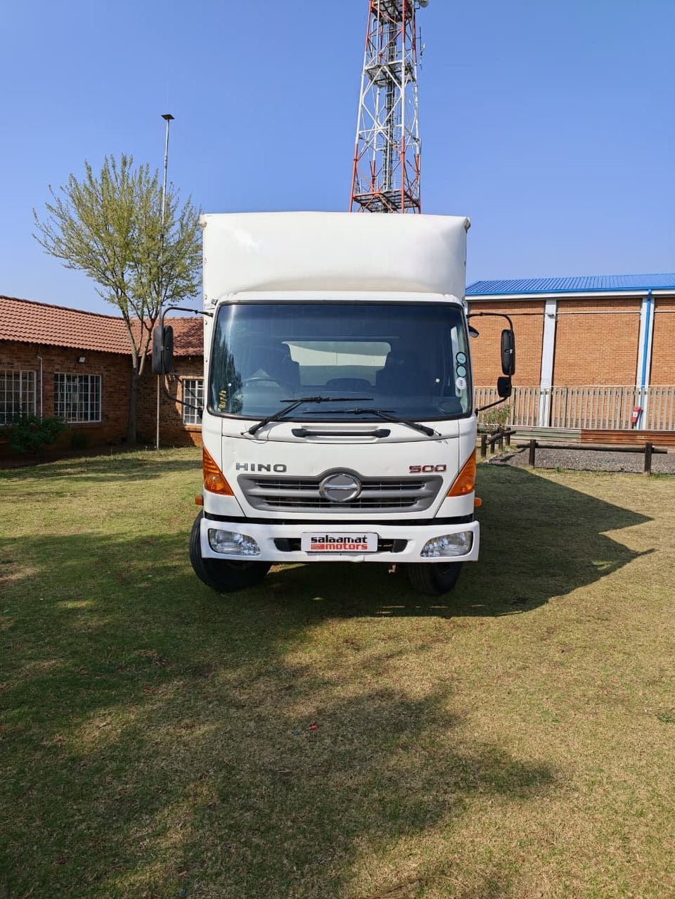 2014 Hino 500 1017 Volume Body