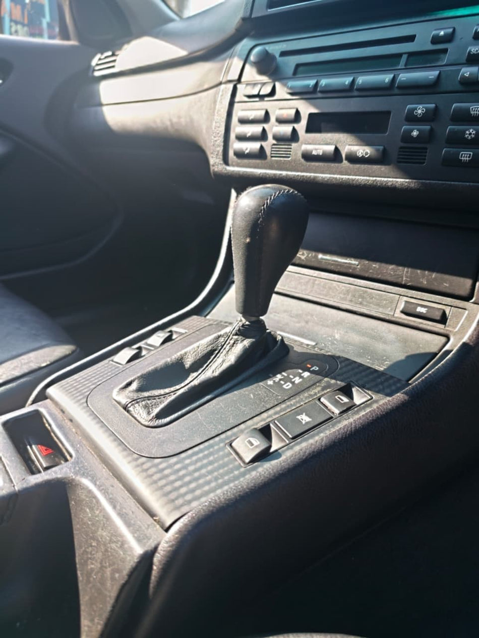2004 BMW E46 320i Automatic