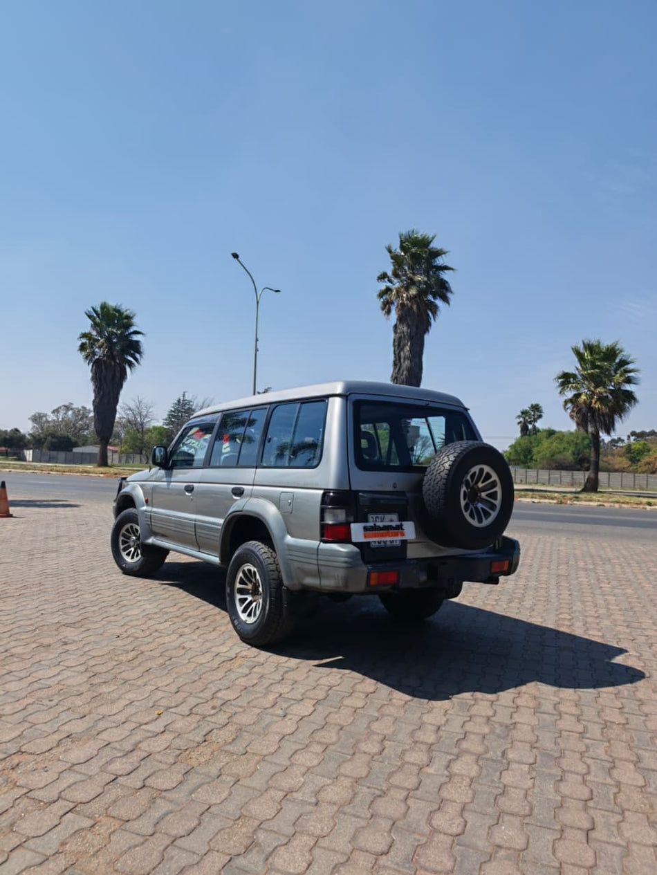 1996 Mitsubishi Pajero V6 3.0 4x4