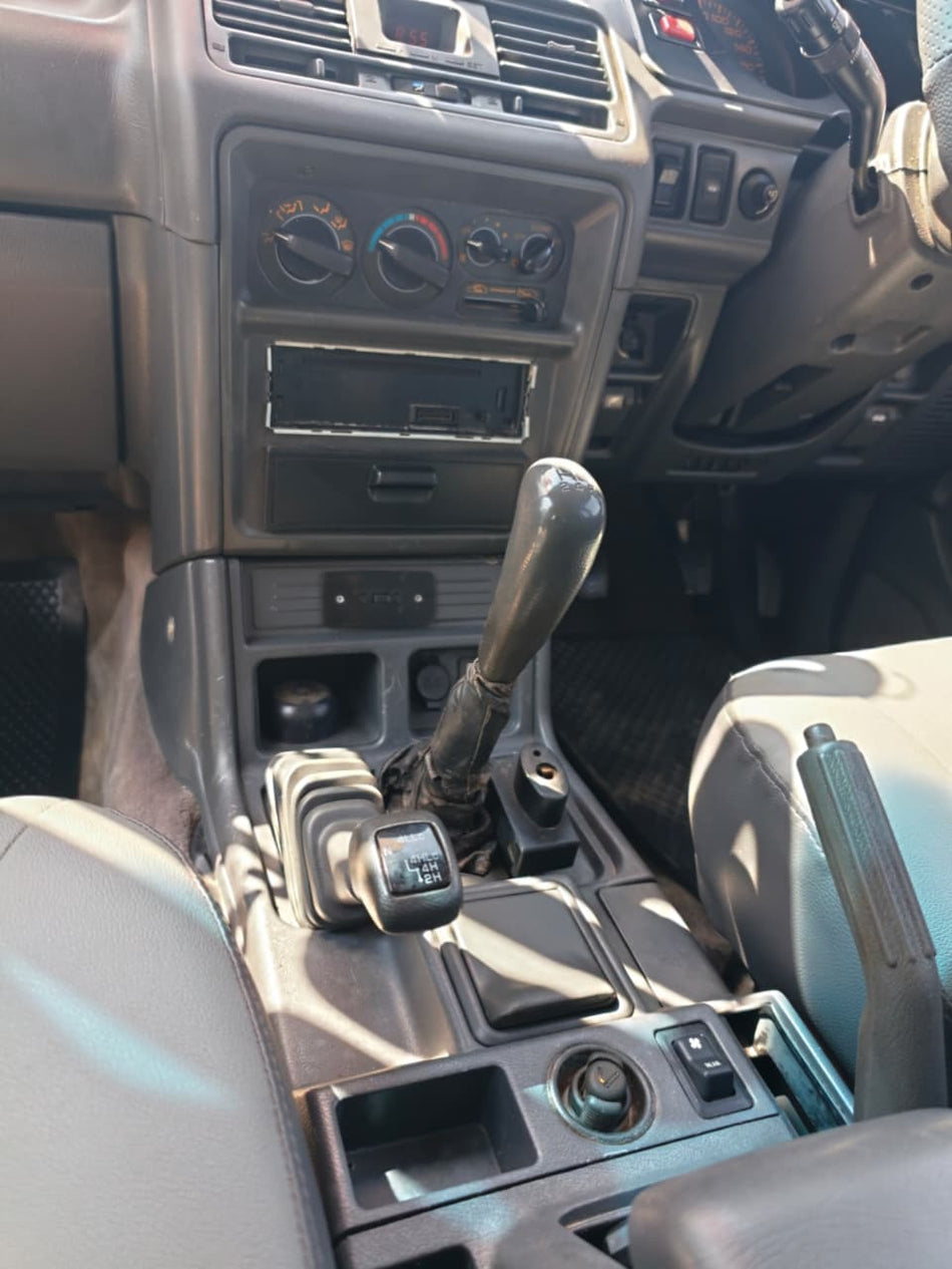 1996 Mitsubishi Pajero V6 3.0 4x4