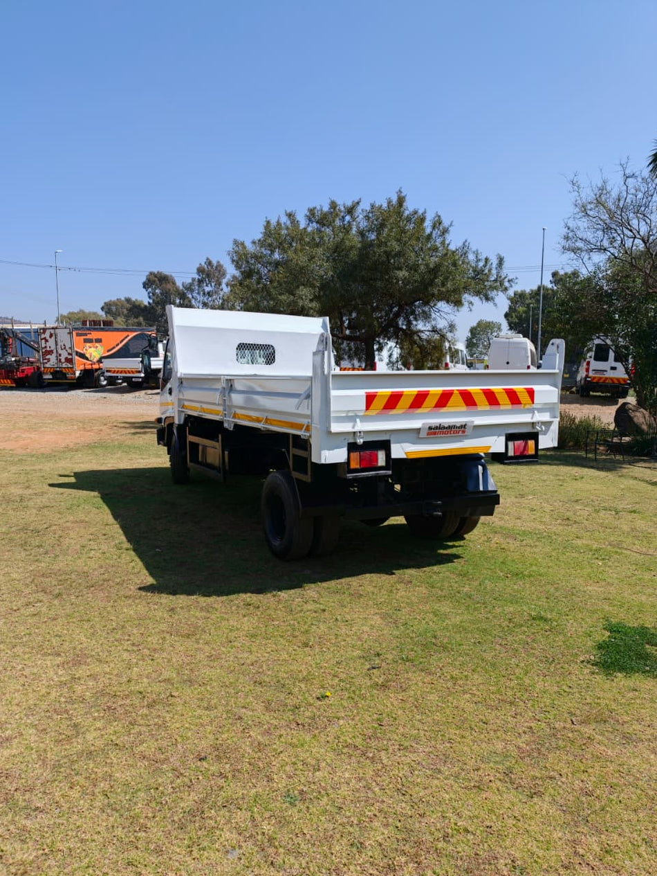 2005 Isuzu FRR 600 Dropside / Tipper