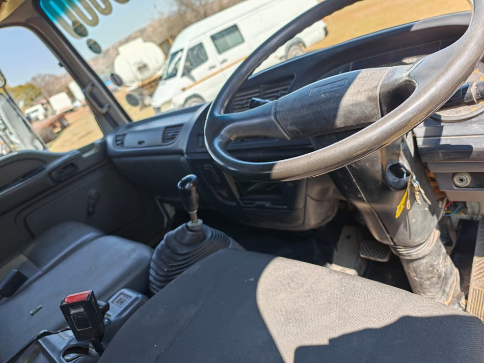 2005 Isuzu FRR 600 Dropside / Tipper