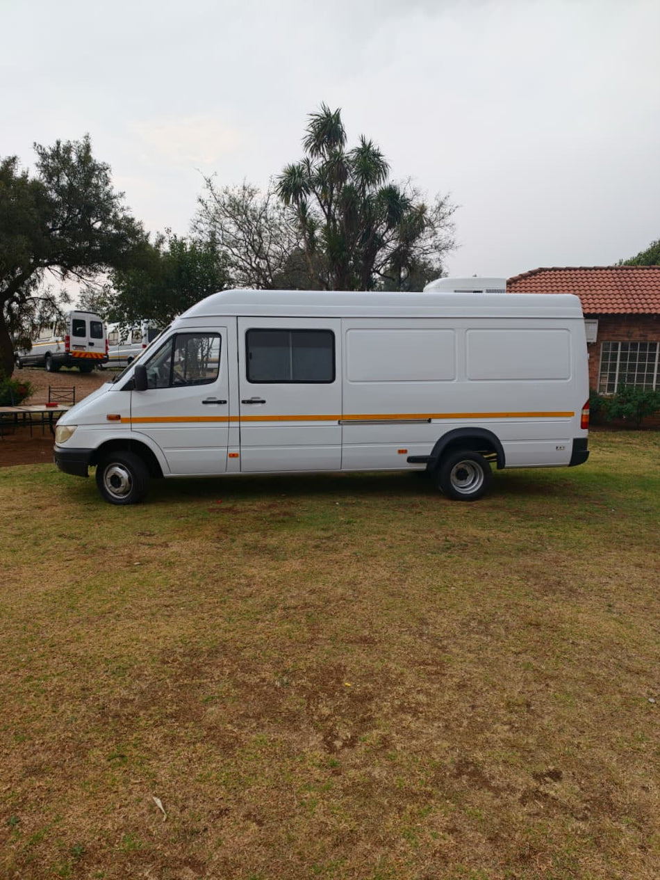 2002 Mercedes-Benz Sprinter 413 P/V