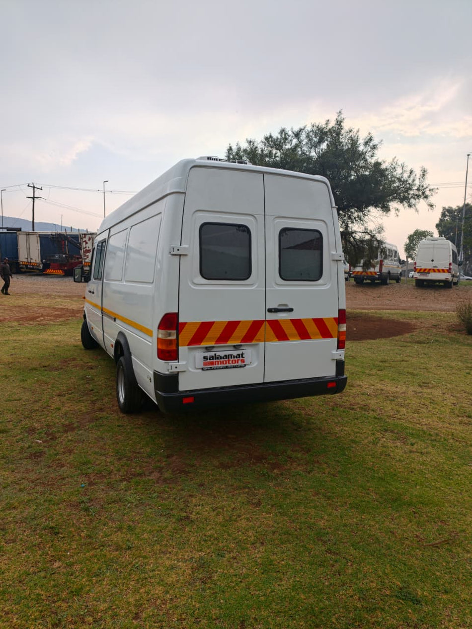 2002 Mercedes-Benz Sprinter 413 P/V