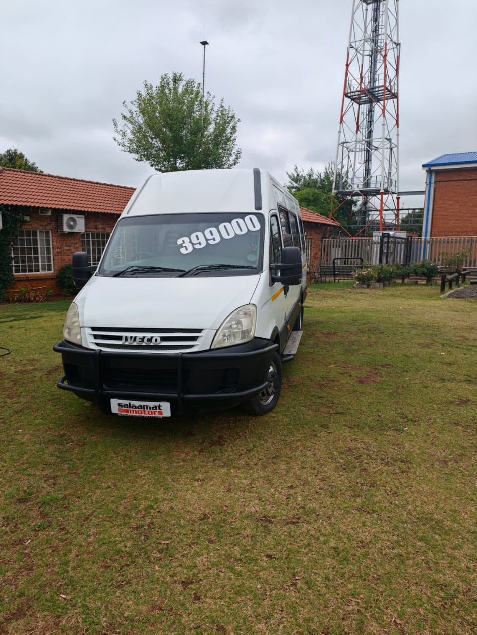 2009 Iveco Daily 23 Seater