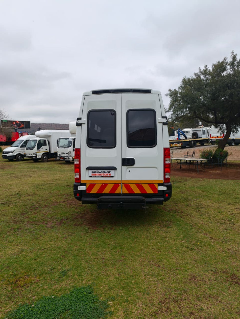 2009 Iveco Daily 23 Seater