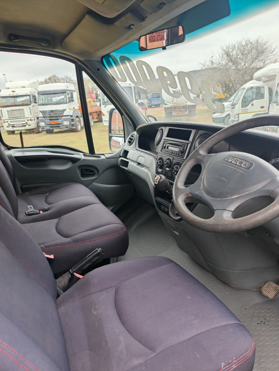 2009 Iveco Daily 23 Seater