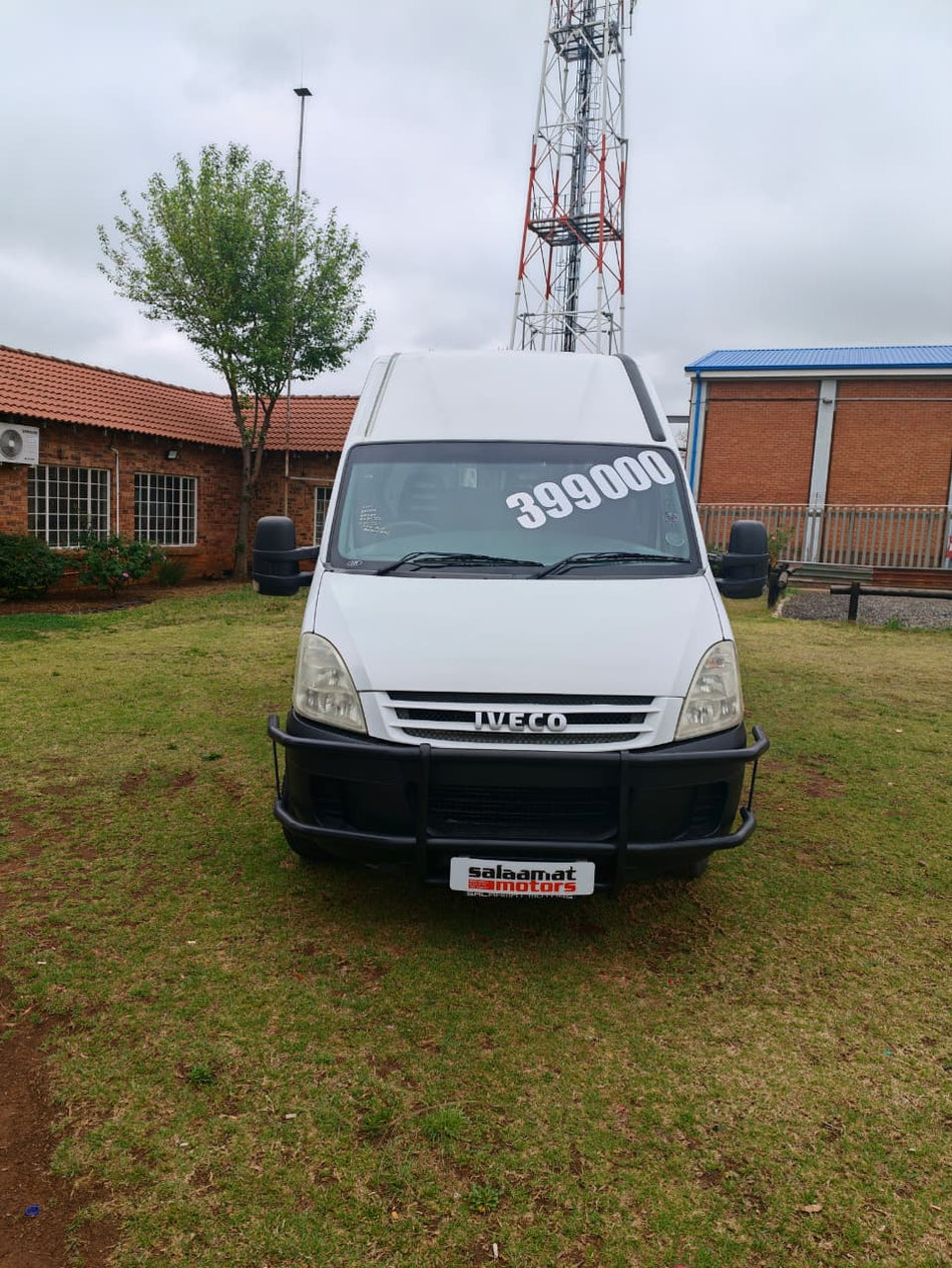 2009 Iveco Daily 23 Seater