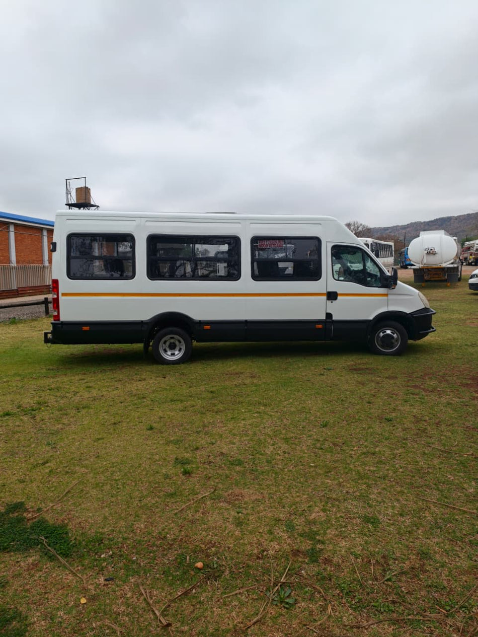 2009 Iveco Daily 23 Seater