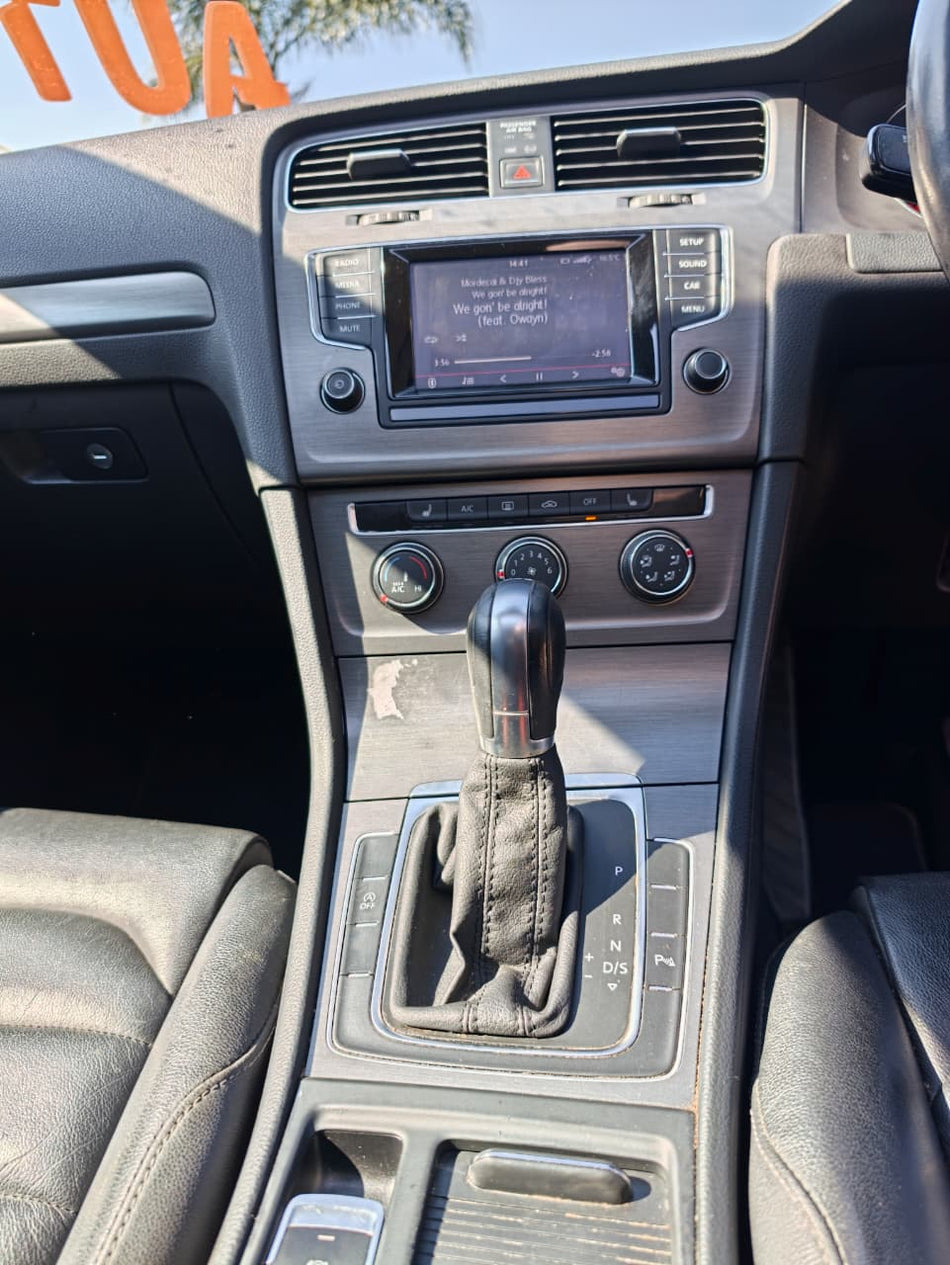 2013 Volkawagen Golf 7 DSG TSI Panoramic Sunroof Automatic
