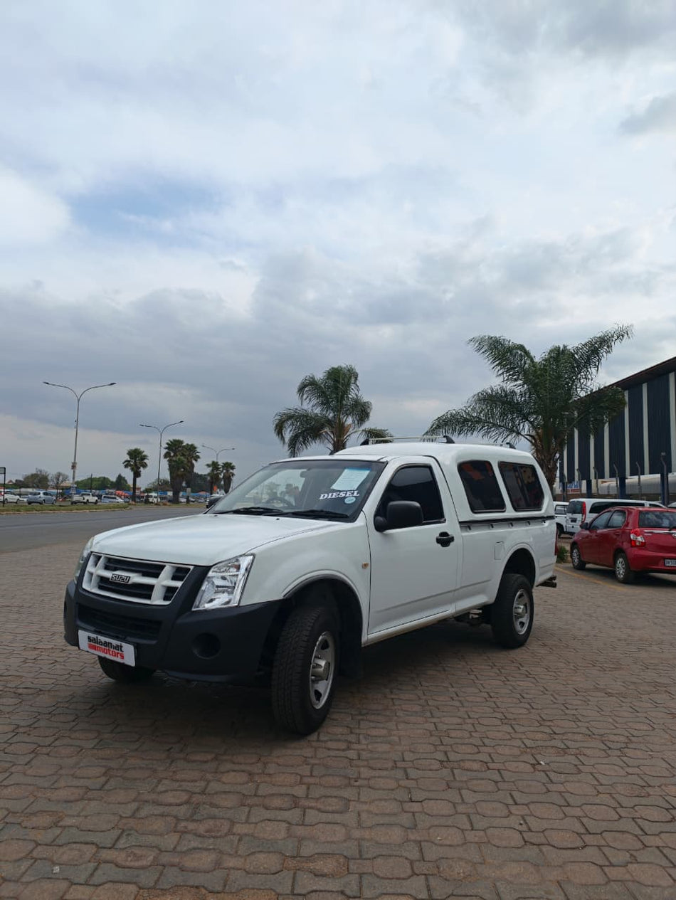 2012 Isuzu KB250D