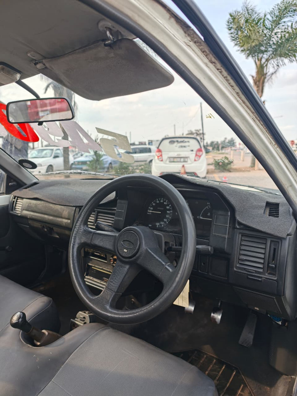 Mazda Rustler