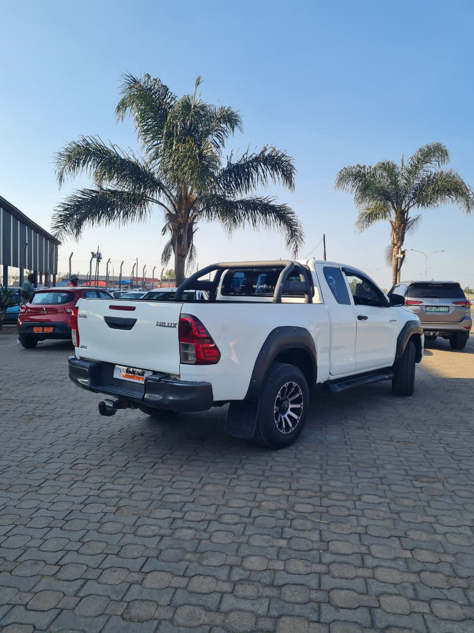2018 Toyota Hilux 2.4 GD-6 E/Cab SRX Automatic