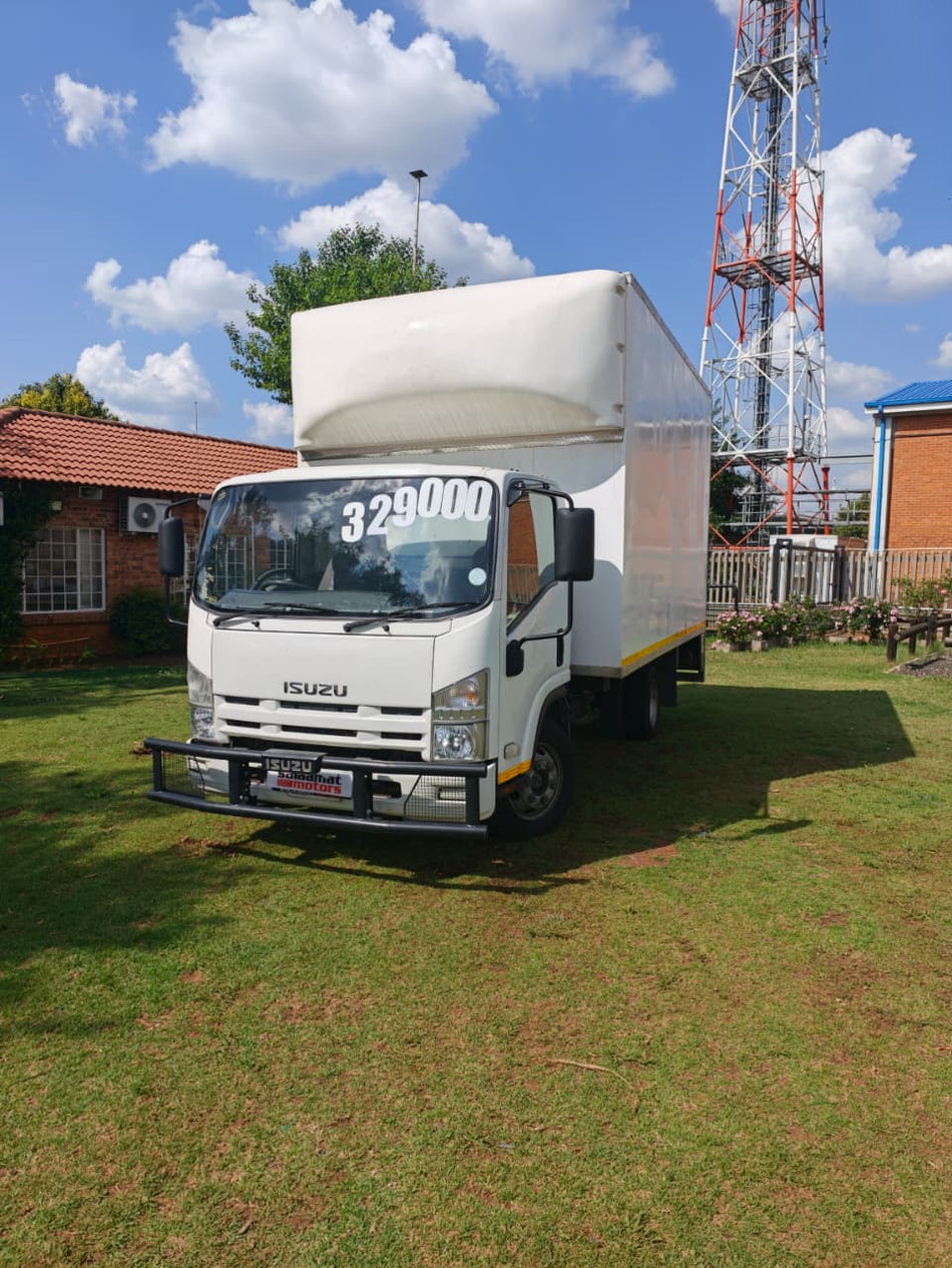 2019 Isuzu NPR Volume Body Automatic
