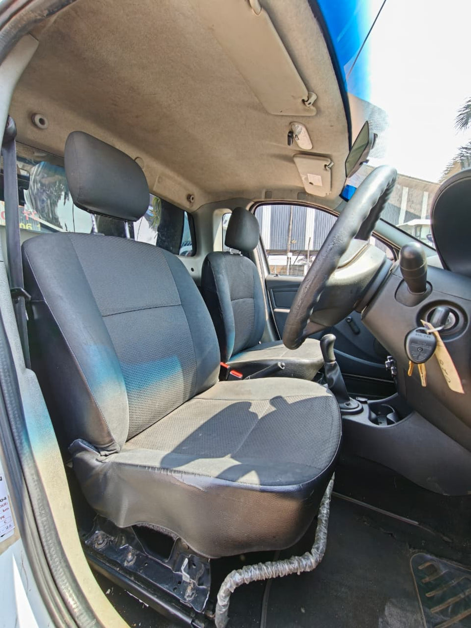 2020 Nissan NP200