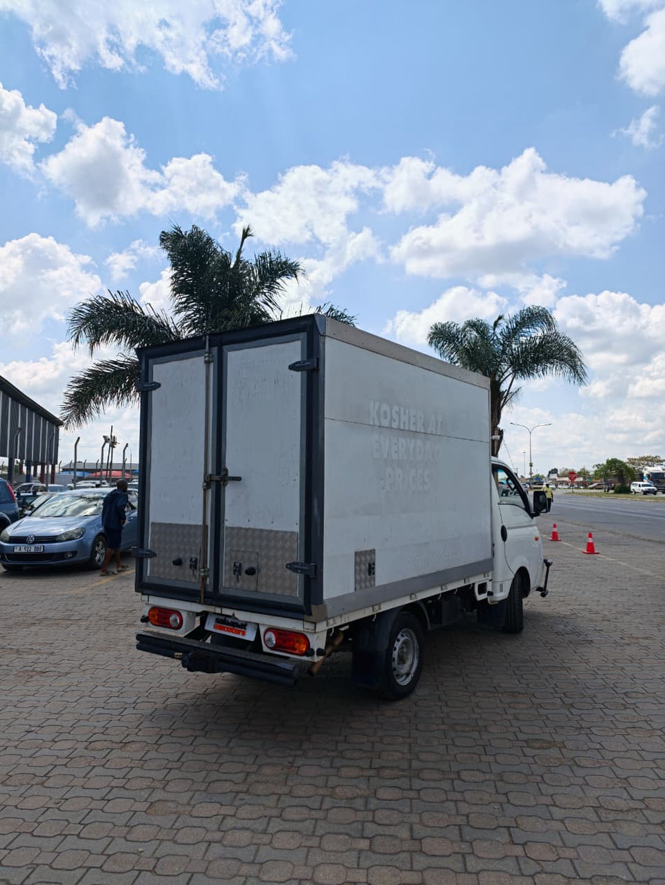 2010 Hyundai H100 2.6D Fridge Body