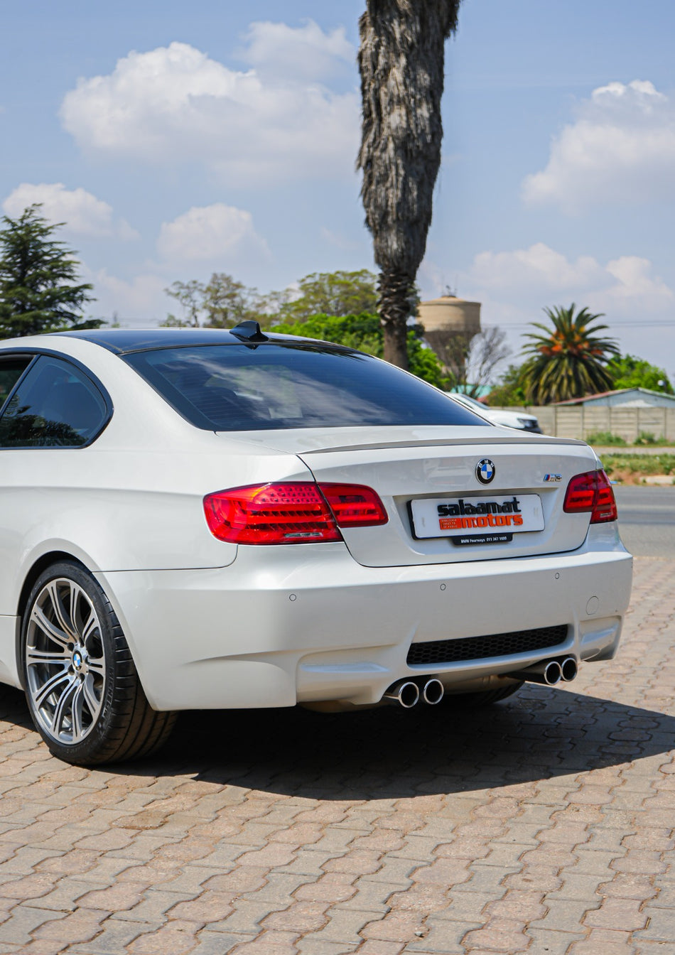 2011 BMW E92 V8 M3 DCT