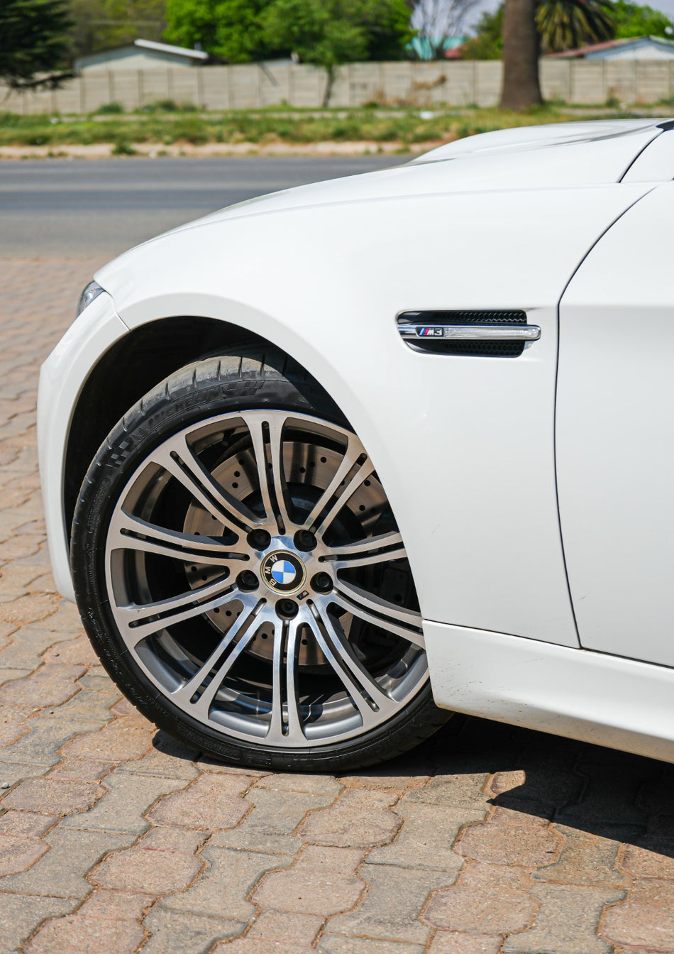 2008 BMW E90 V8 M3 DCT