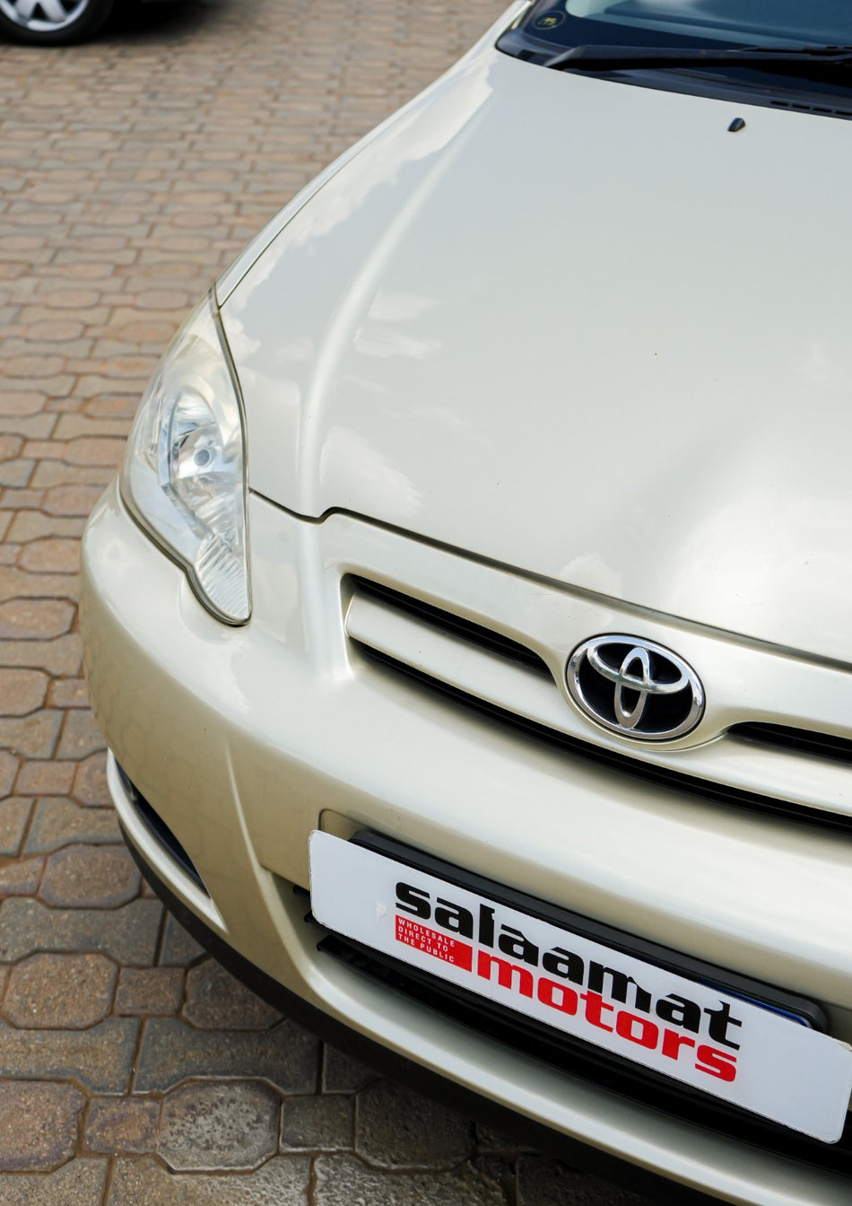 2005 Toyota RunX 1.8 RSi 6 Speed