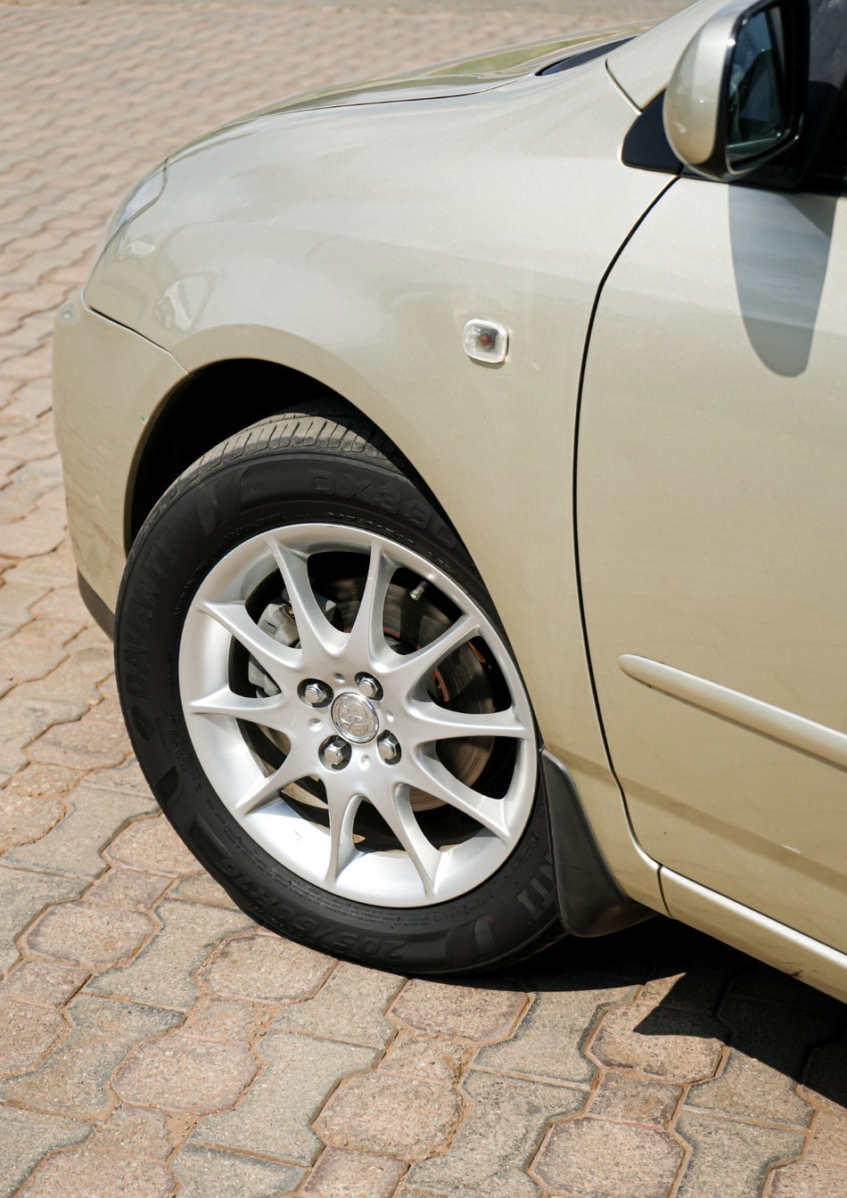 2005 Toyota RunX 1.8 RSi 6 Speed