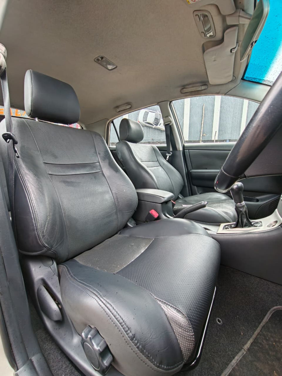 2006 Toyota RunX 180 RSi 6 Speed