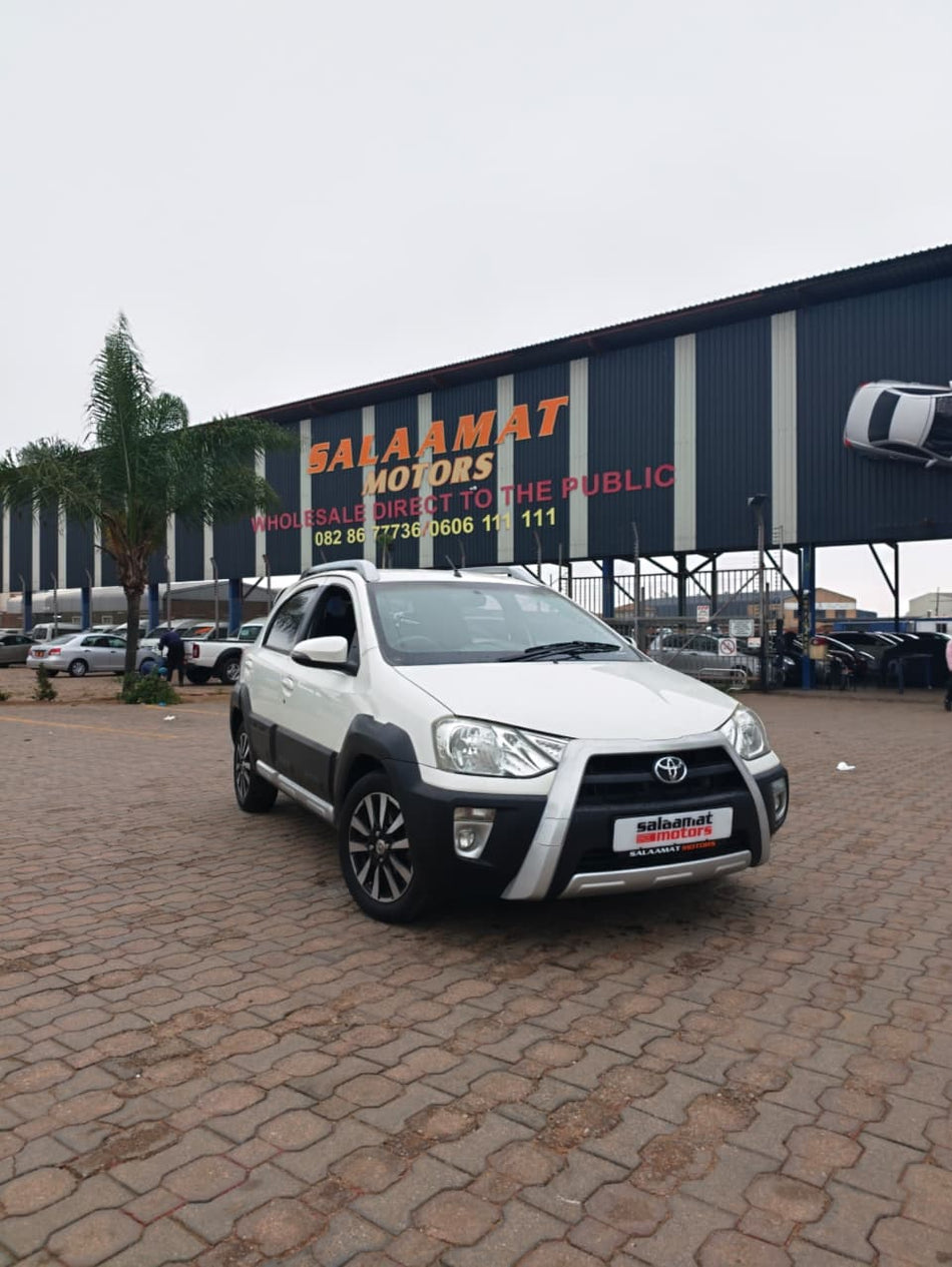 2015 Toyota Etios Cross