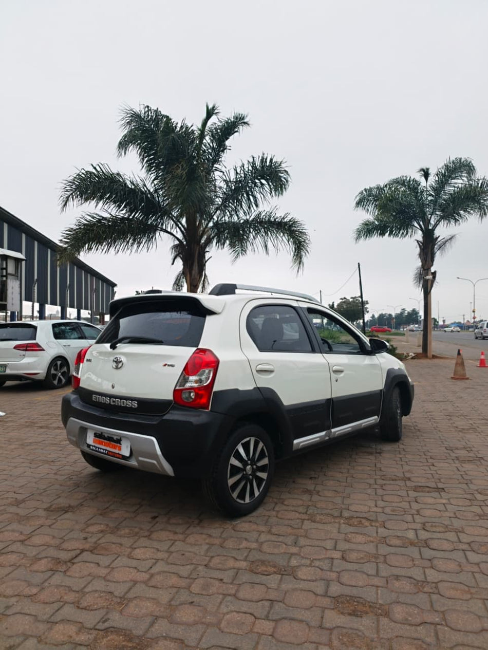 2015 Toyota Etios Cross