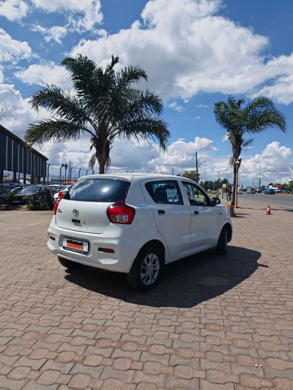 2023 Toyota Vitz