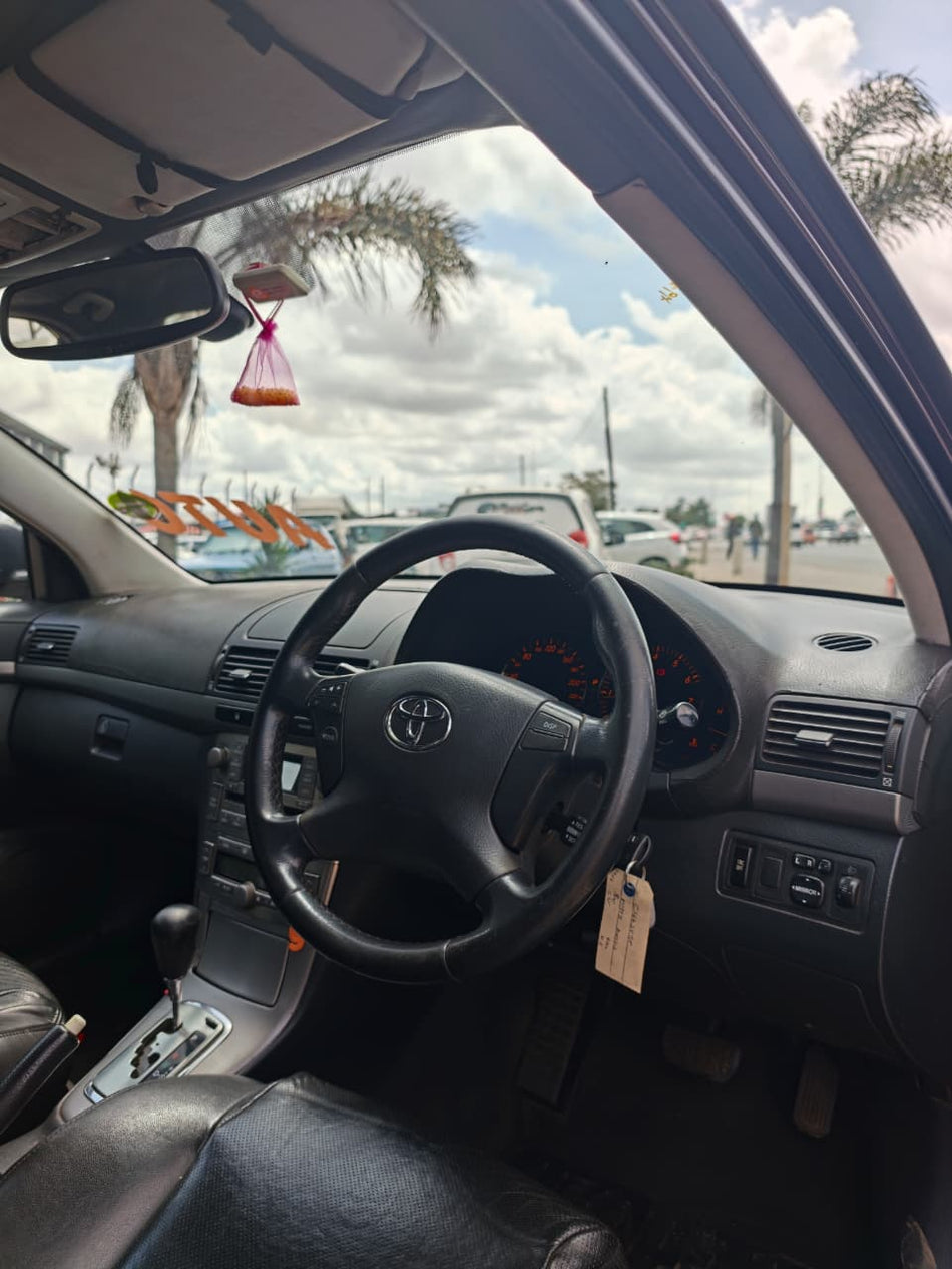 2006 Toyota Avensis Automatic