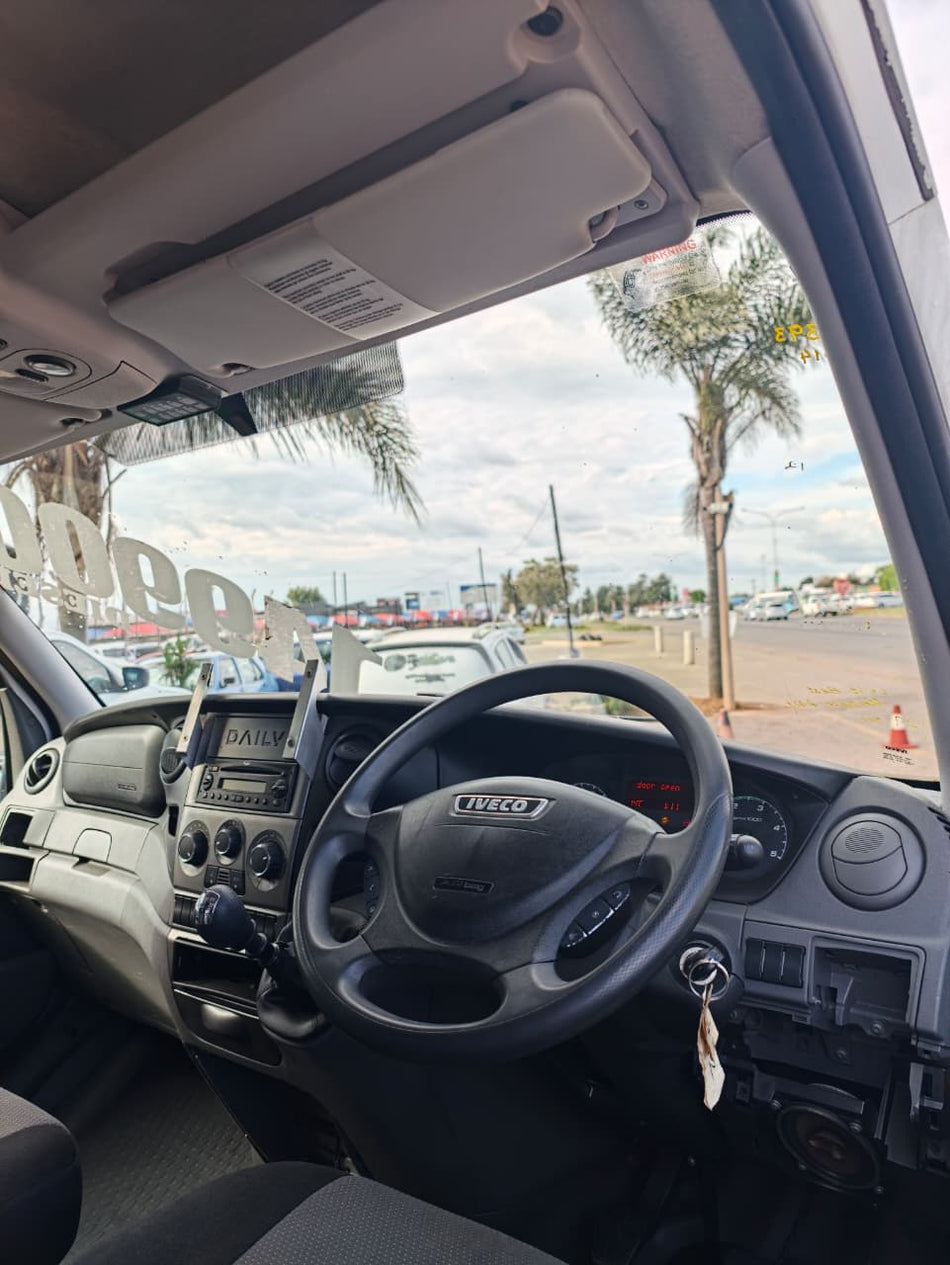 2014 Iveco Daily P/V