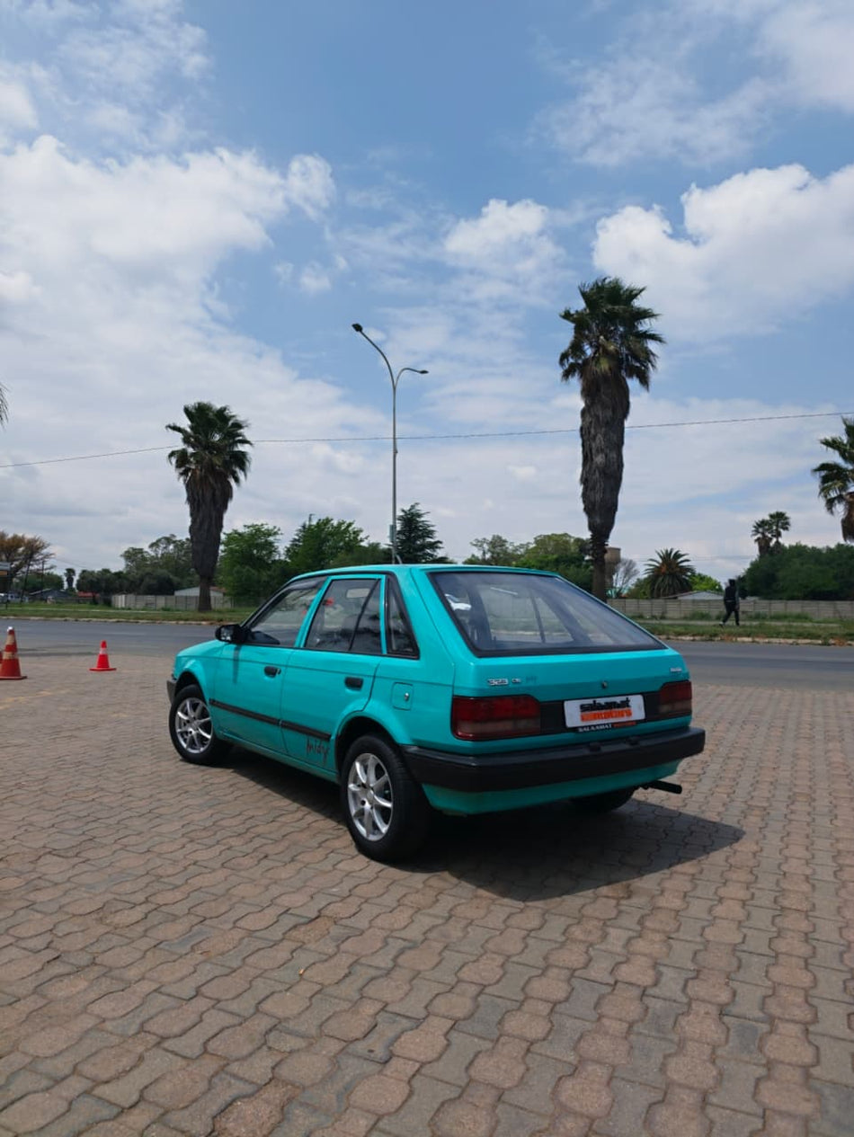 Mazda Midge 323