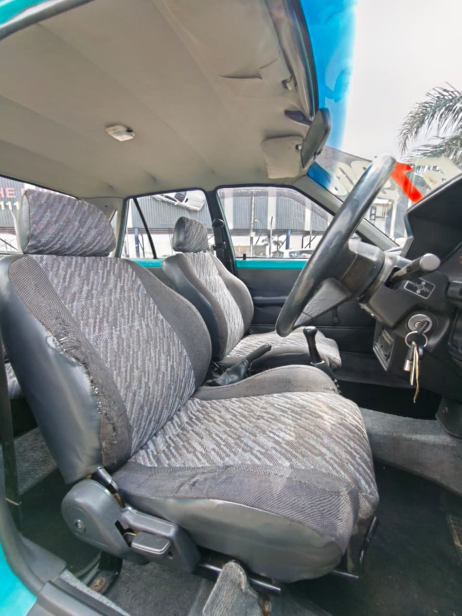 Mazda Midge 323