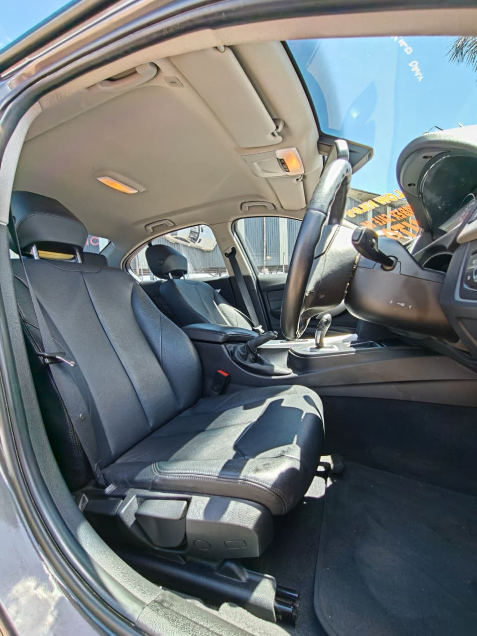 2012 BMW 320i Automatic