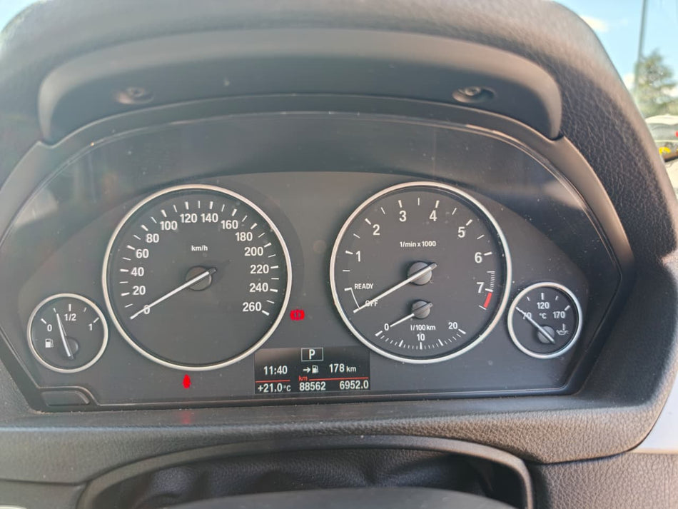 2012 BMW 320i Automatic