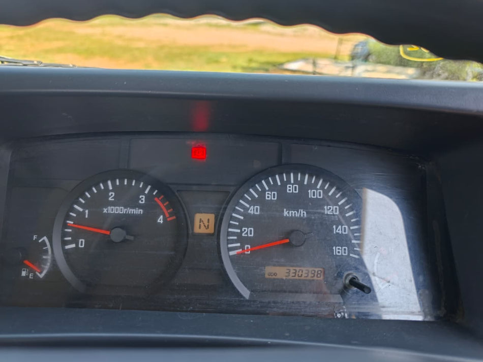 2013 Isuzu NPR 400 Automatic
