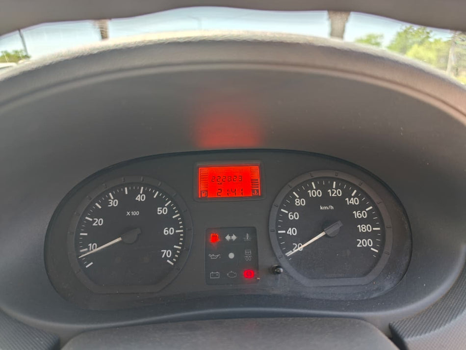 2011 Nissan NP200 1.6i