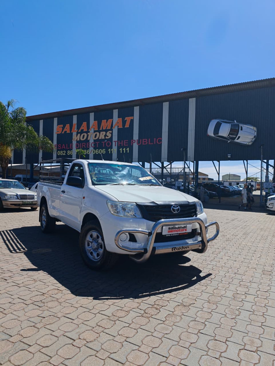 2015 Toyota Hilux 2.5 D4D SRX Raised Body 4x2