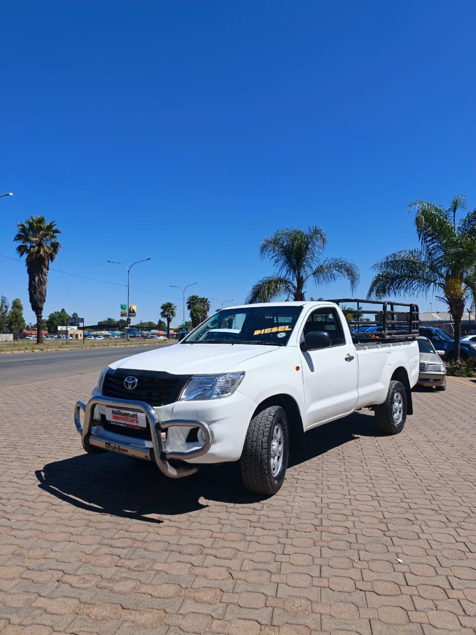 2015 Toyota Hilux 2.5 D4D SRX Raised Body 4x2