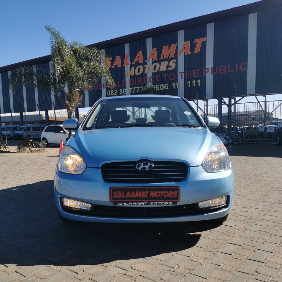 2010 Accent  Hyundai 1.6