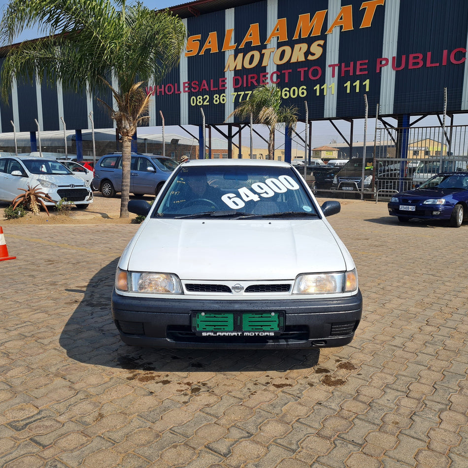 1993 Nissan Sentra 160